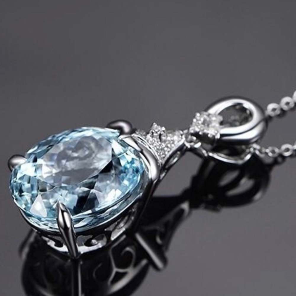 Necklace - Picture 2 of 3